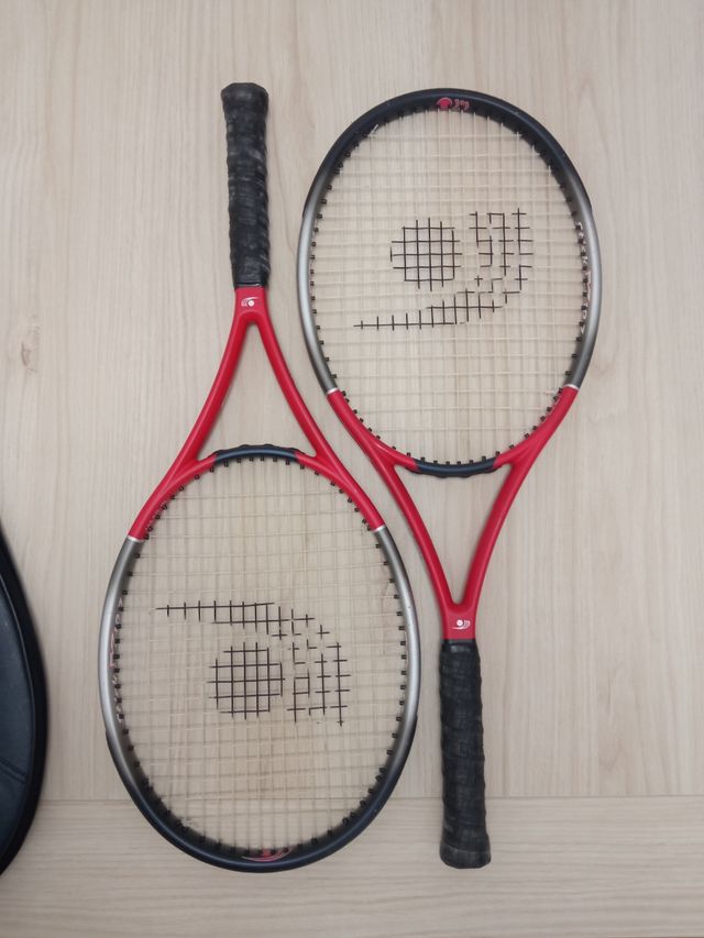 Raquetas de Tenis con una funda incluida
