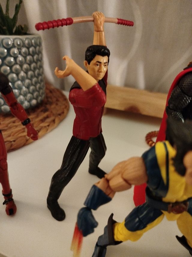 Muñecos articulados Marvel