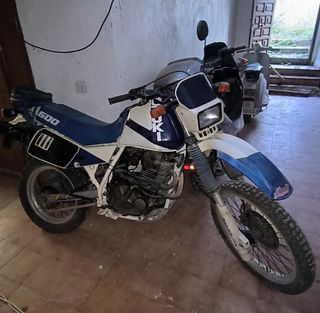 SUZUKI DR 600 Djebel
