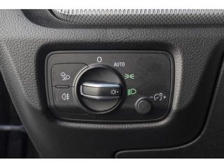 Audi A3 Sportback Design 30 g-tron 96 kW (131 CV) S tronic