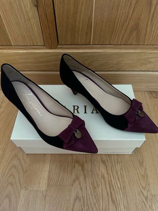 Zapatos de ante, n. 37, a estrenar