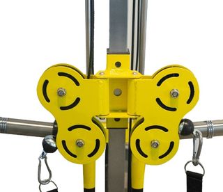 Máquina poleas gimnasio