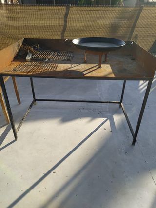 Barbacoa de hierro.Hecha a medida