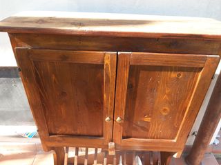 Mobile porta piatti in legno massello ar