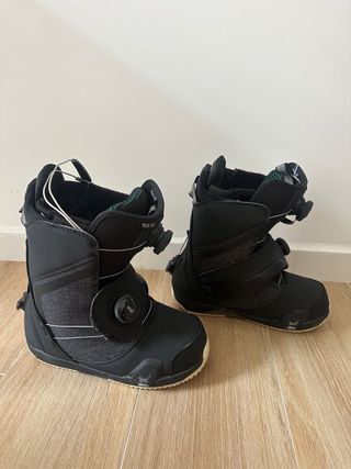 Pack Snowboard BURTON Tabla, Fijaciones y Botas