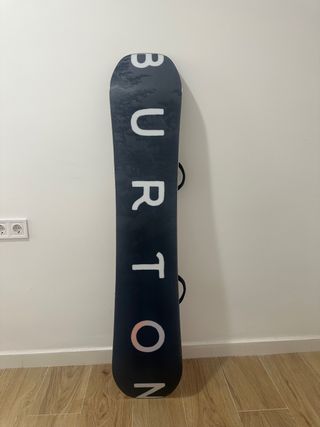Pack Snowboard BURTON Tabla, Fijaciones y Botas