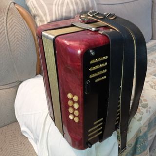 acordeon hohner Norma lll A# / D#