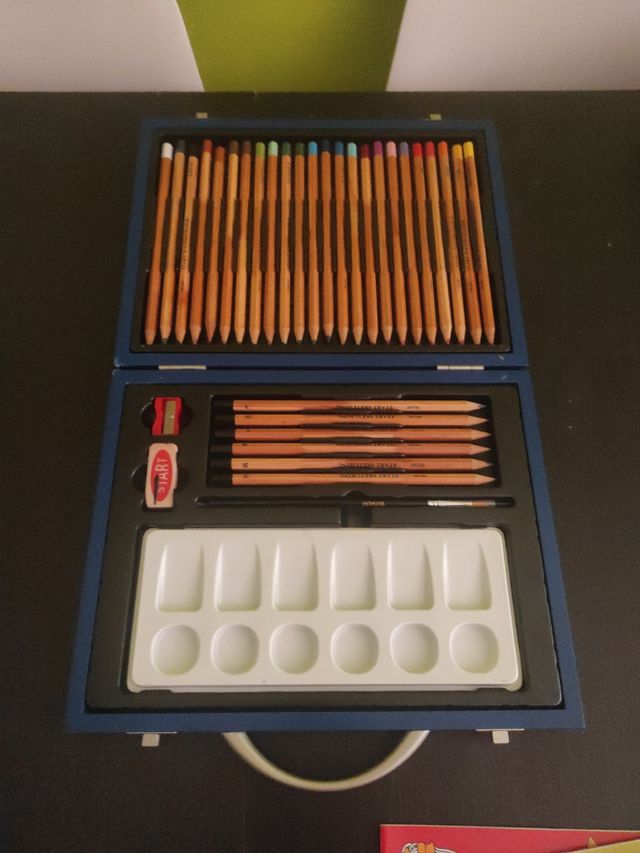 Caja Start Sketching de colores y lapices