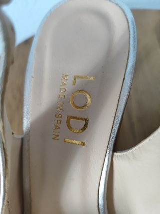 Tacones plateados LODI
