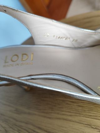 Tacones plateados LODI