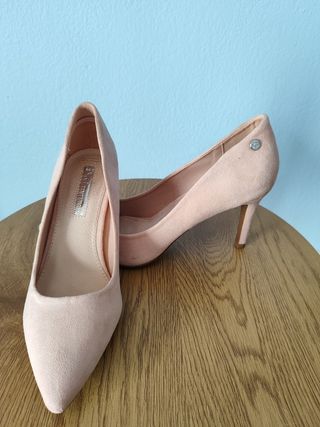 Tacones rosados de terciopelo