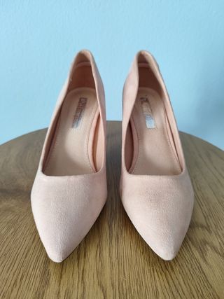 Tacones rosados de terciopelo