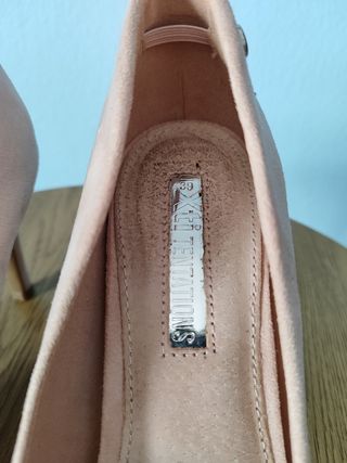 Tacones rosados de terciopelo