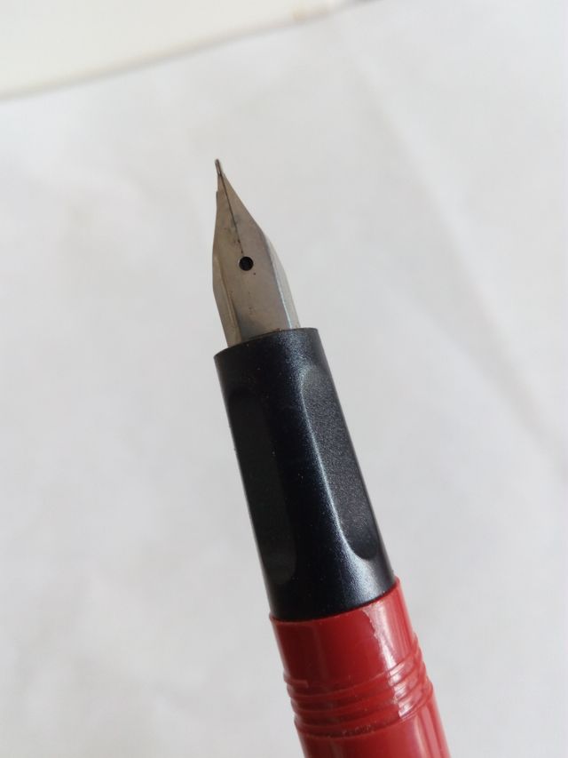 LOTE DE 3 PLUMAS ESTILOGRÁFICAS