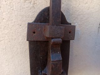 Pestillos o fallebas