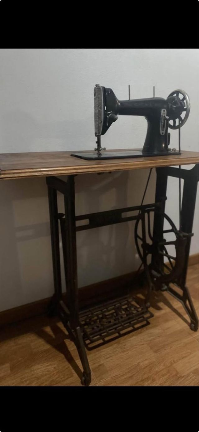 máquinas de coser ideal para usar pie  de mesas