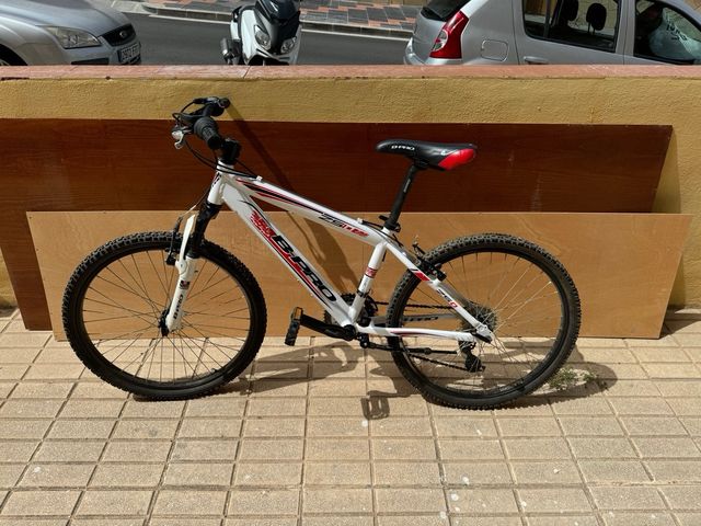 Bicicleta bpro