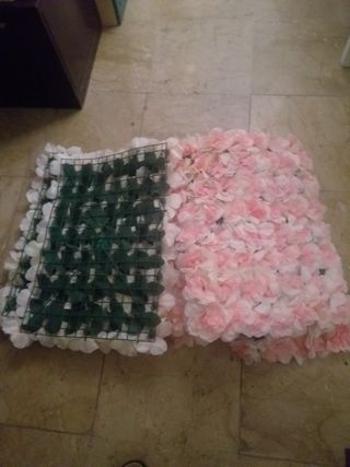 SEIS PANELES DE PLÁSTICO CON FLORES