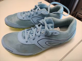 Zapatillas atletismo clavos