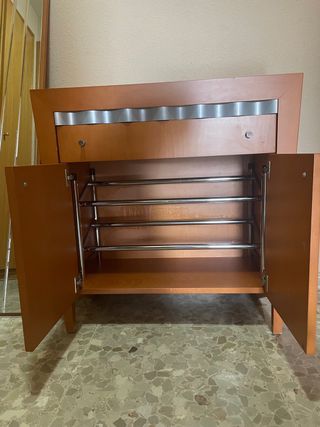 Mueble de recibidor con espejo