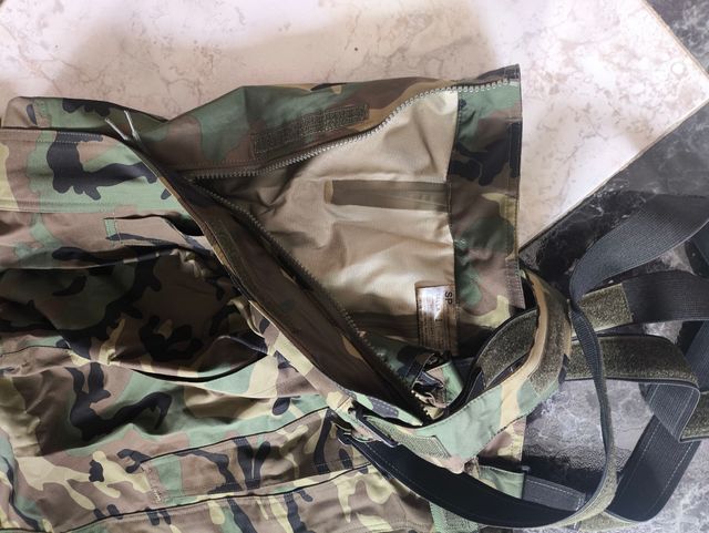 Pantalón impermeable ejercito tierra Español