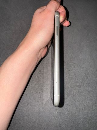 iPhone 11 de color blanco