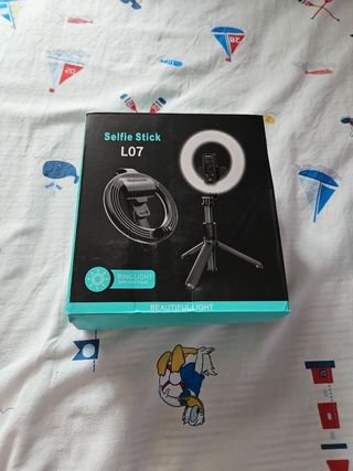 NUEVO, Aro y tripode palo selfie
