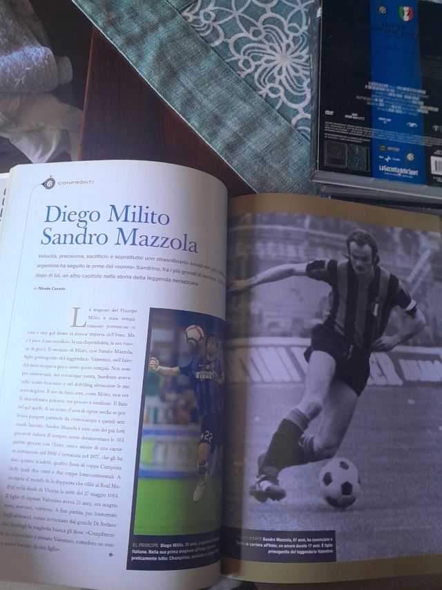 3 DVD più libro doppio