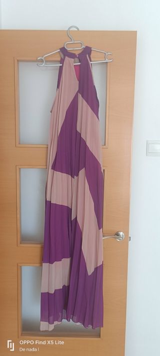 Vestido largo elegante, zapatos a juego