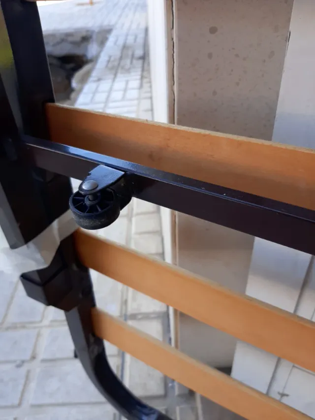 giroletto 90 con gambe a partire da 10 euro