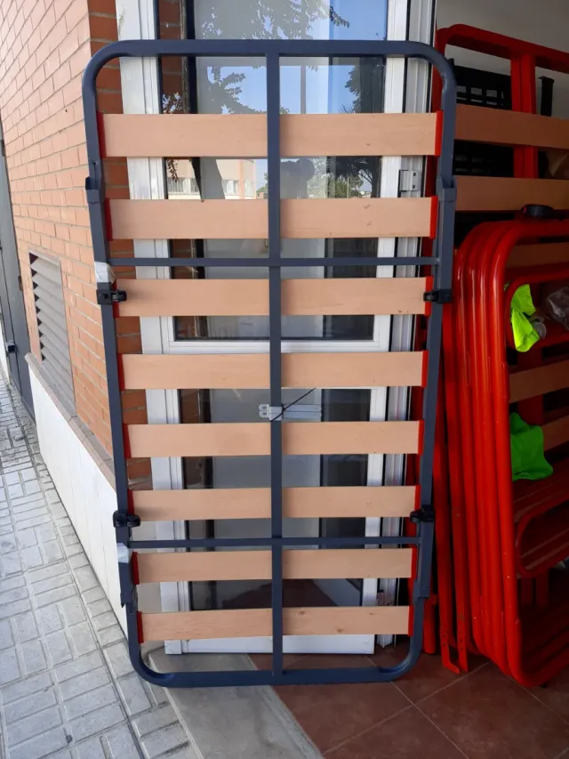 giroletto 90 con gambe a partire da 10 euro