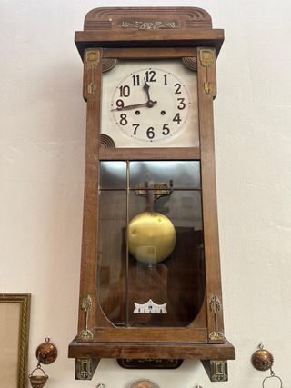 Reloj de pared antiguo