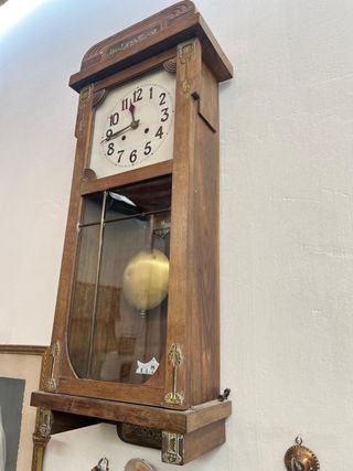 Reloj de pared antiguo