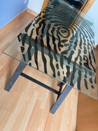 Mesa multiusos de cristal