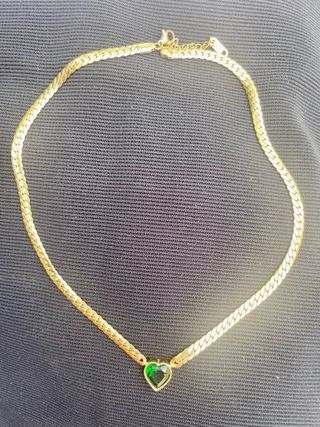 Gargantilla acero corazón verde