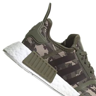 Zapatillas Adidas NMD R1. Color militar. Talla 37. de segunda mano por 50 EUR en Madrid en WALLAPOP