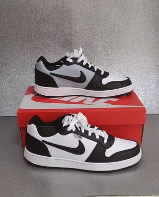 Zapatillas Nike Ebernon Low Premium para hombr de segunda mano por 55 EUR  en Madrid en WALLAPOP