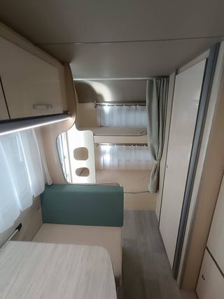 Caravana Across 432 CDL Premium 2024