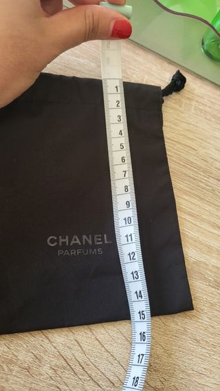 Bolsa Chanel negra tela