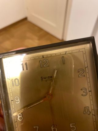 Antico orologio da tavolo in ottone Swiza Mignon