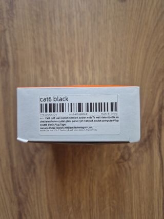 Montaje en pared cable de red