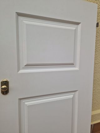 Puerta madera blanca