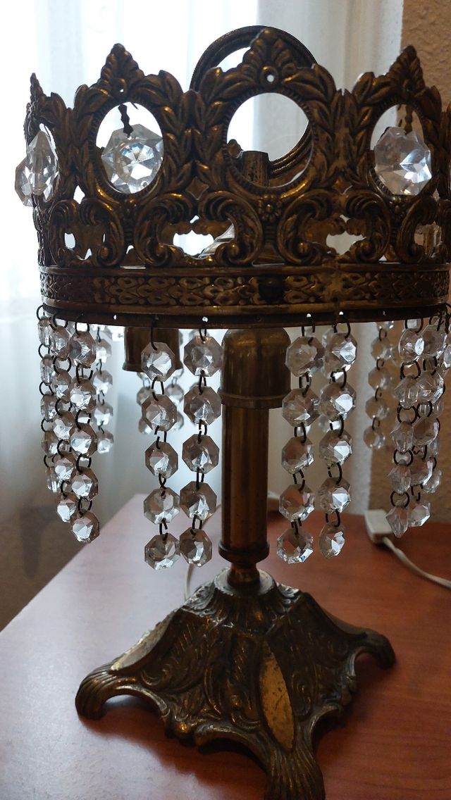 Lámparas antiguas mesita