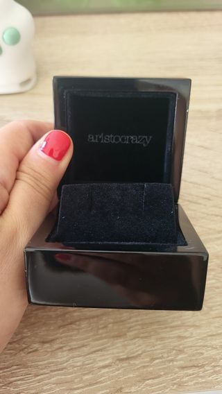Caja rígida pendientes aristocrazy