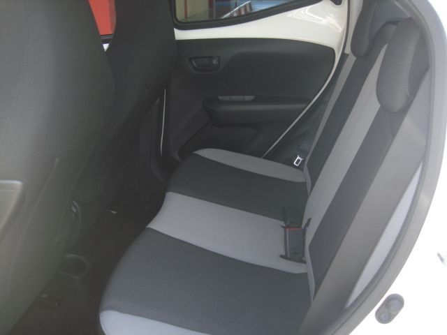 Toyota Aygo 2015