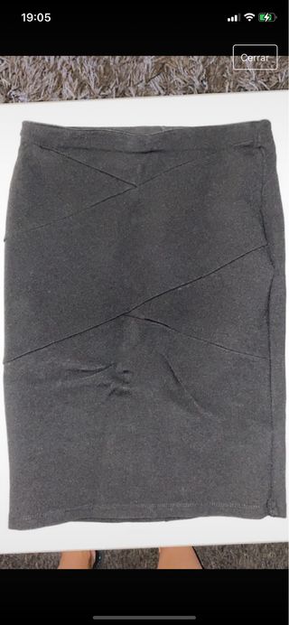Falda stradivarius negra