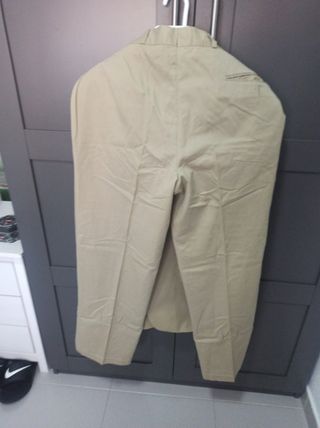 Traje completo  hombre talla 42