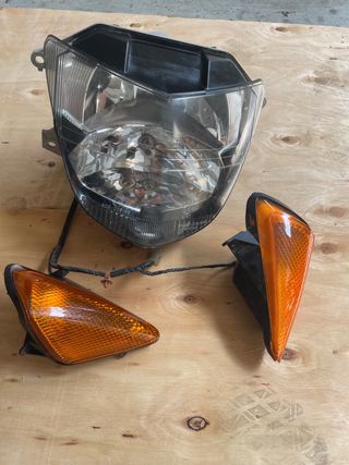 Luces Foresight Honda PERFECTO estado despiece