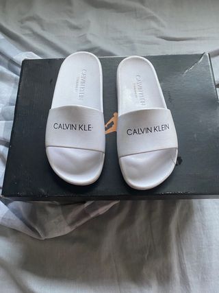 chanclas de niño calvin klein blancas