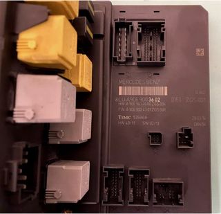Caja fusibles VOLKSWAGEN CRAFTER A9069003602
